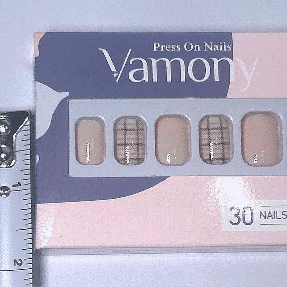 Vamony Press On‎ Nails Nude Beige Plaid Short Square 30 Pieces NIB - Picture 2 of 2